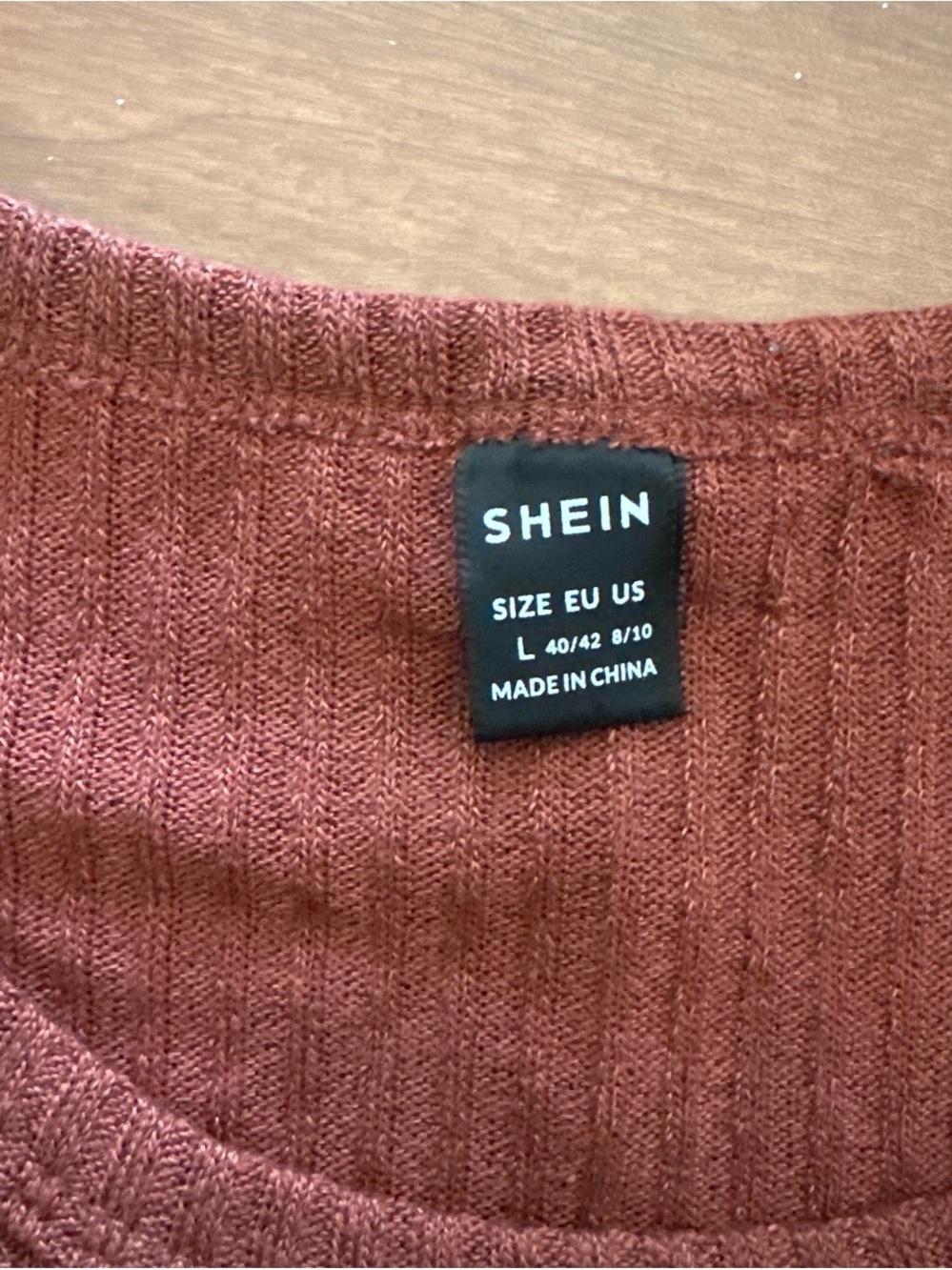 SHEIN Rust Red Ribbed Point-Hem Crop Tank - Picture 3 of 3